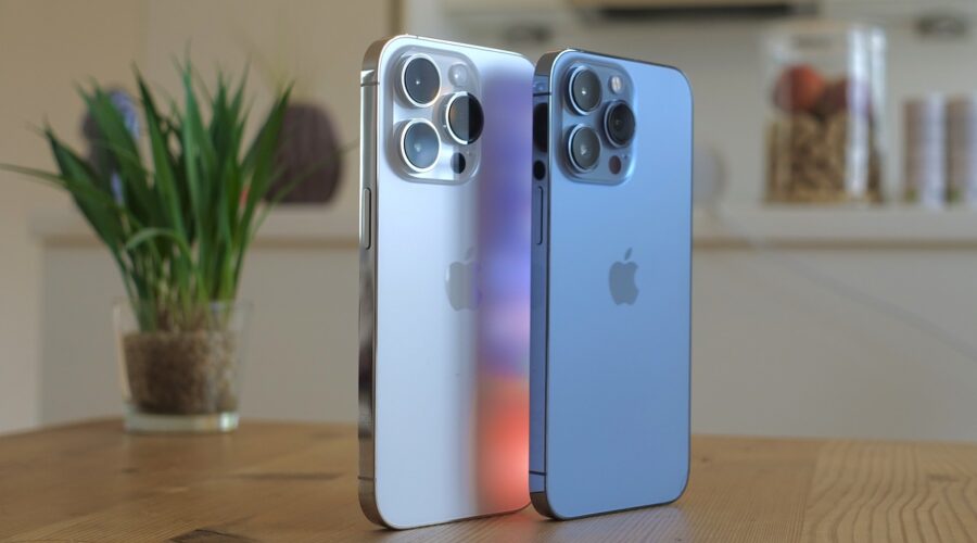 Réparation_des_téléphones_:_quelles_pièces_détachées_pour_iPhone_payer_sur_Internet ?